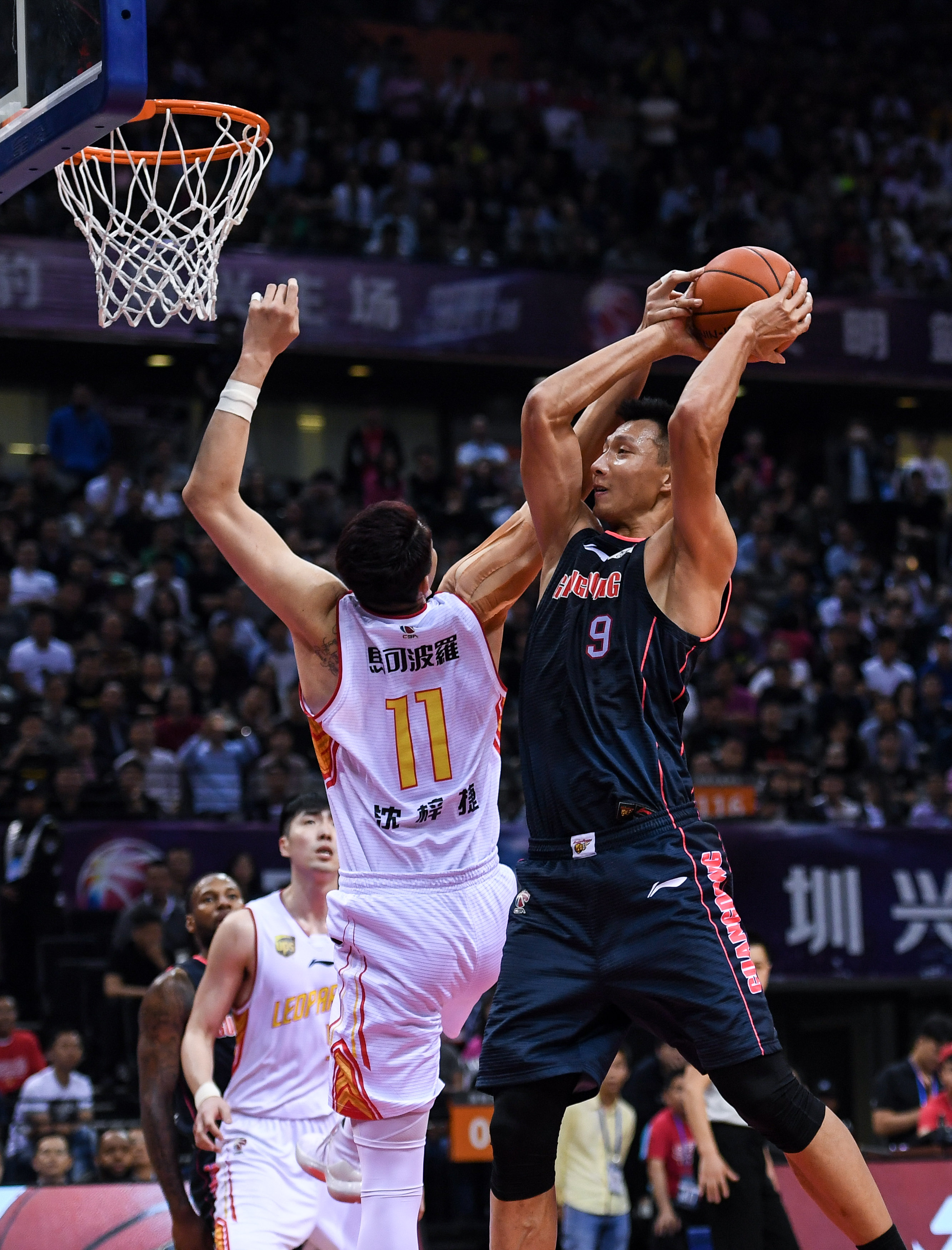 肋部撞墙 肋部撞墙